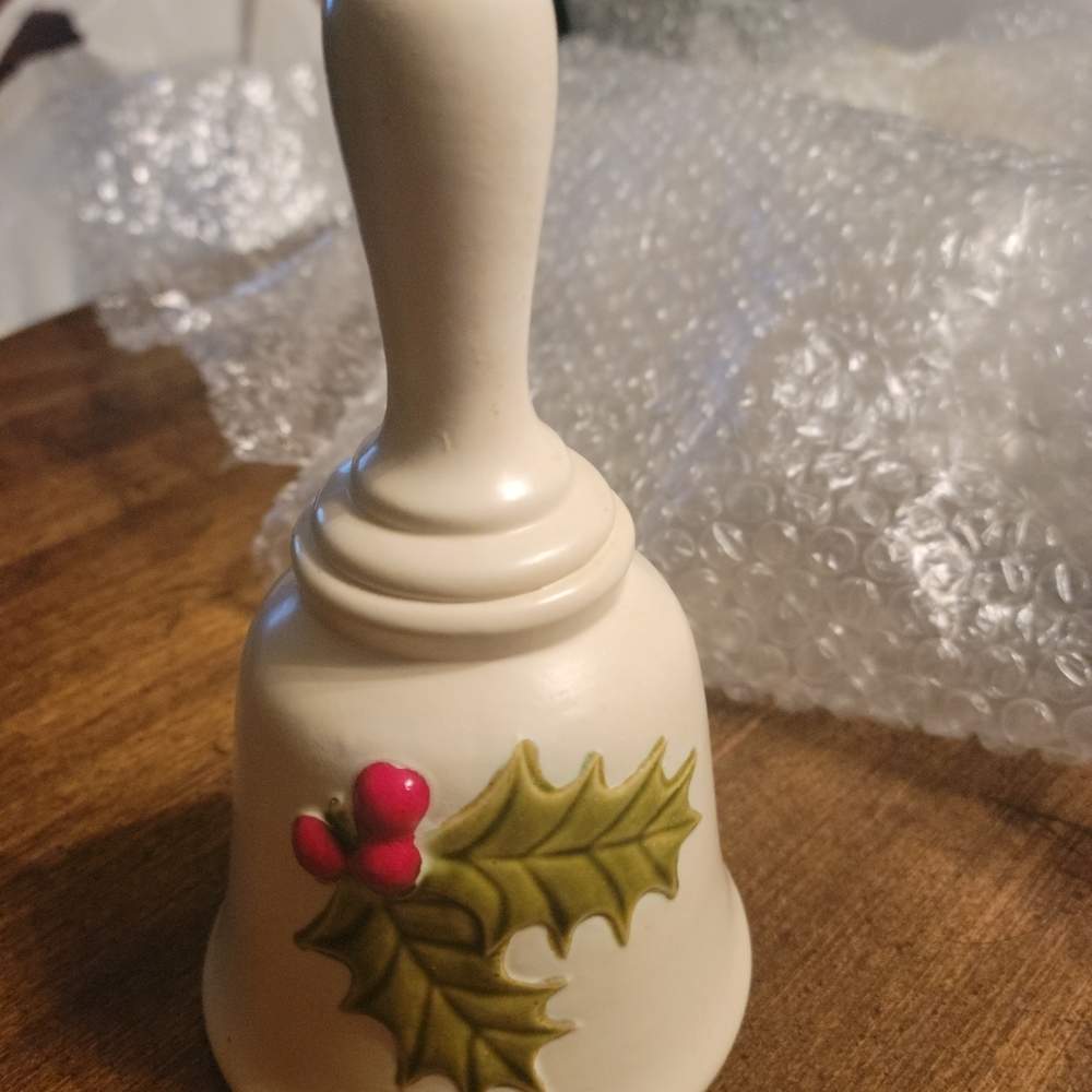 VINTAGE CERAMIC BELL - Picture 2 of 5